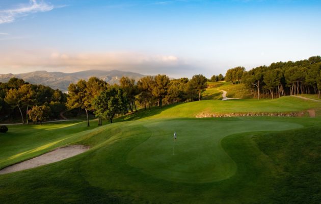 The golf course(s 18 holes Golf Bastide de la Salette